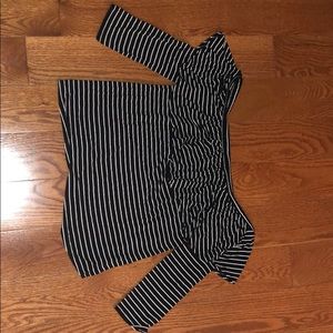 AMERICAN EAGLE OFF THE SHOULDER TOP